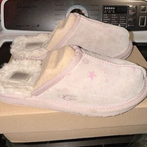 UGG Kids' Pink Star Slippers